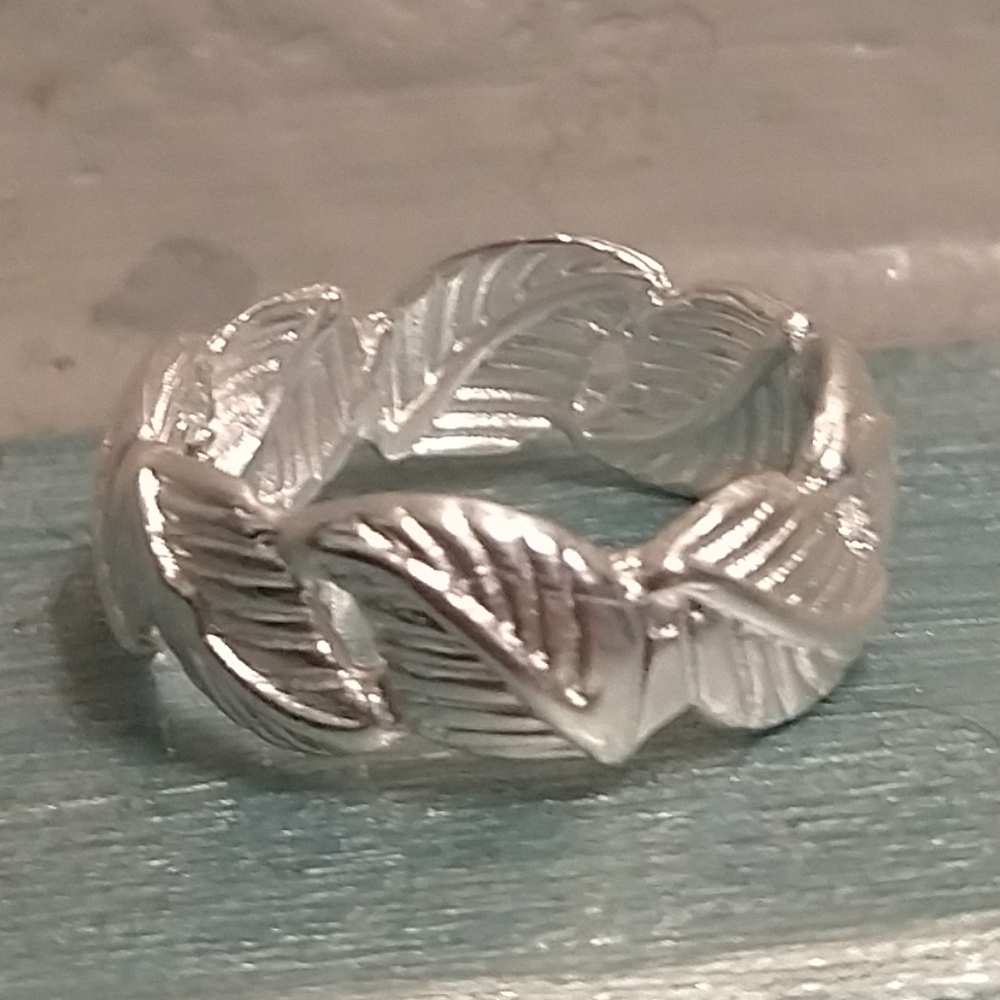 Nice Leaf Solid Sterling Silver Artistic Ring - image 1
